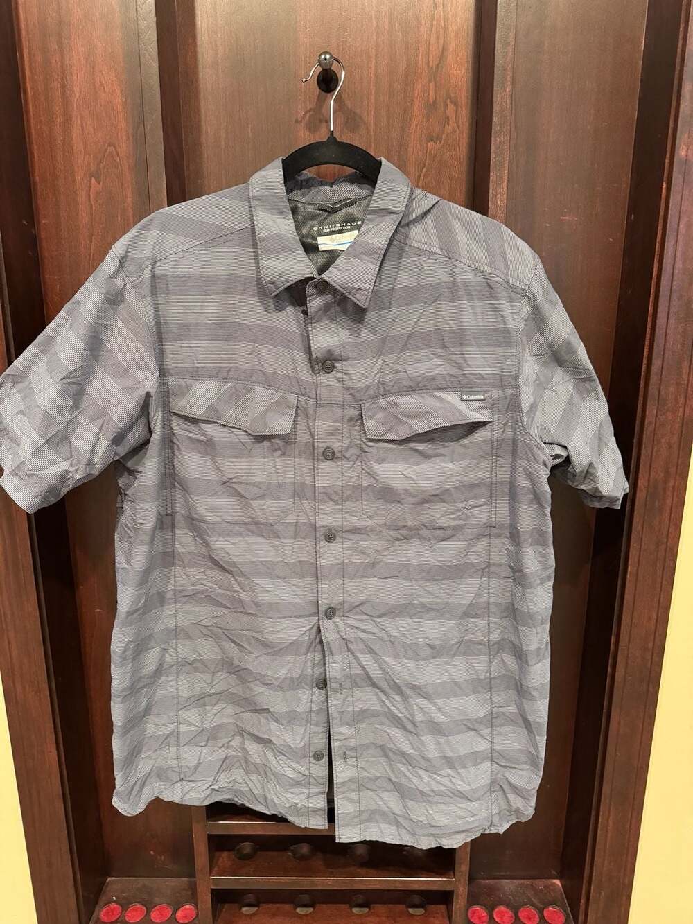 Columbia Men's Silver Ridge Striped Short Sleeve Vented Button-Up Shirt